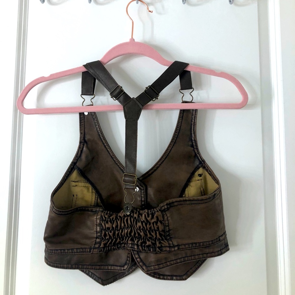 Vest Top - Picture 2 of 7
